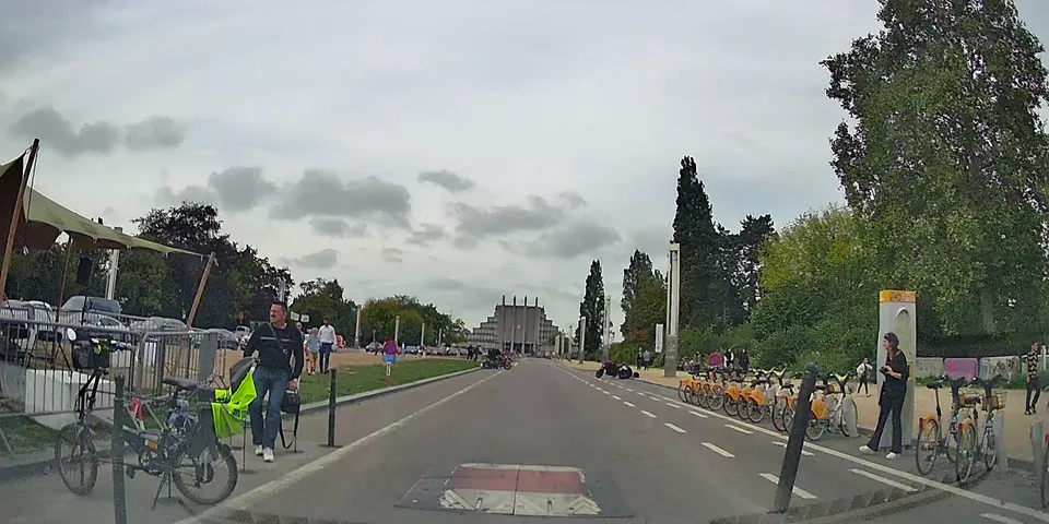 Test de perception des risques, vidéo 08 : Avenue