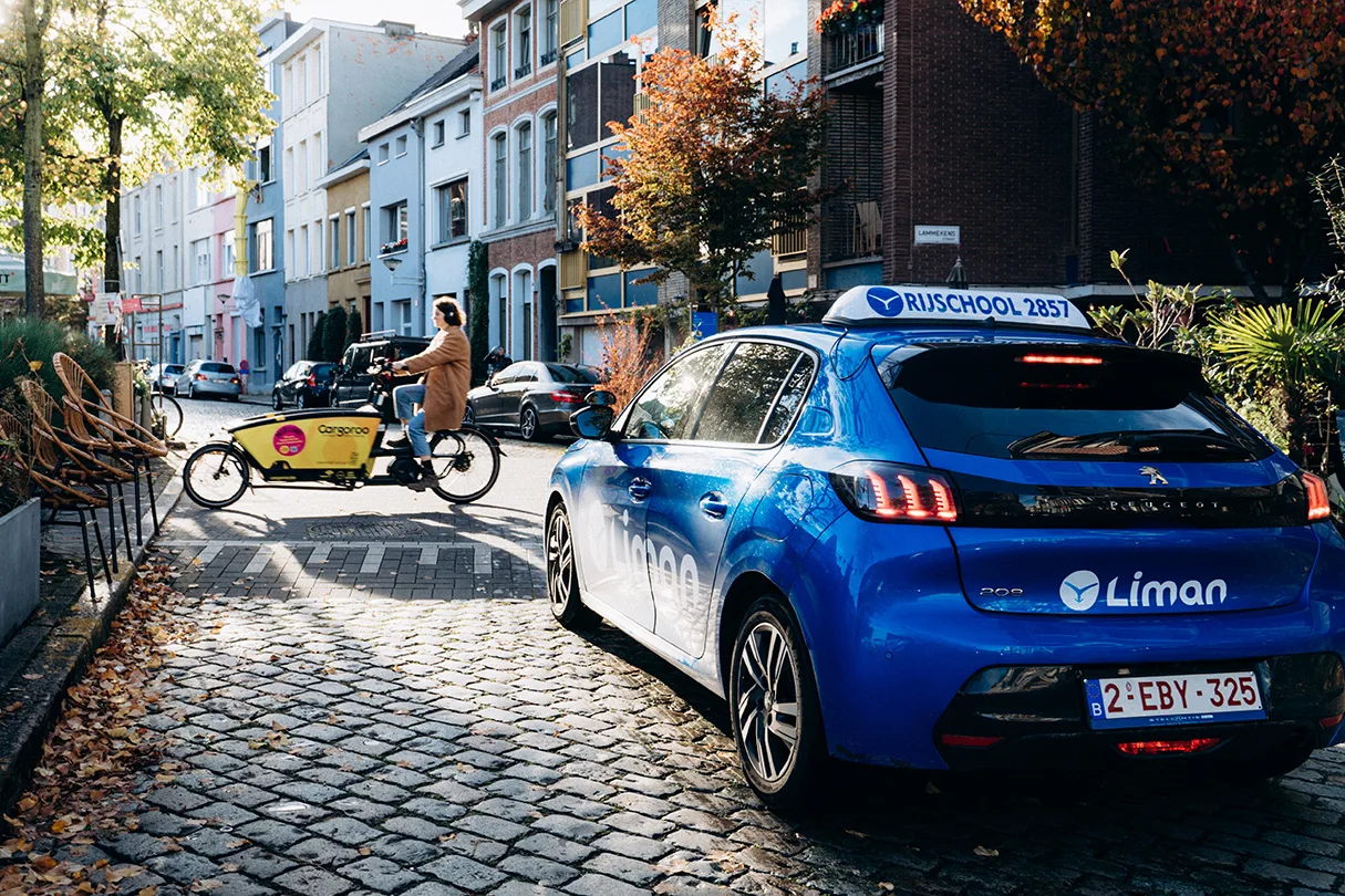 Auto-école Auto-École Y-Liman — Schaerbeek Rogier 15 à Schaerbeek